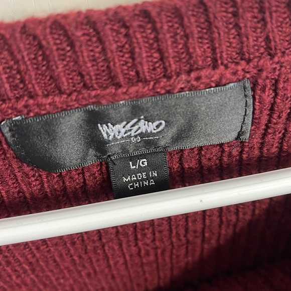 Sweater - Picture 2 of 2